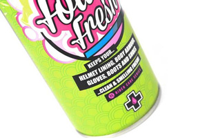 MUC-OFF 199 – Odświeżająca Pianka Do Kasku